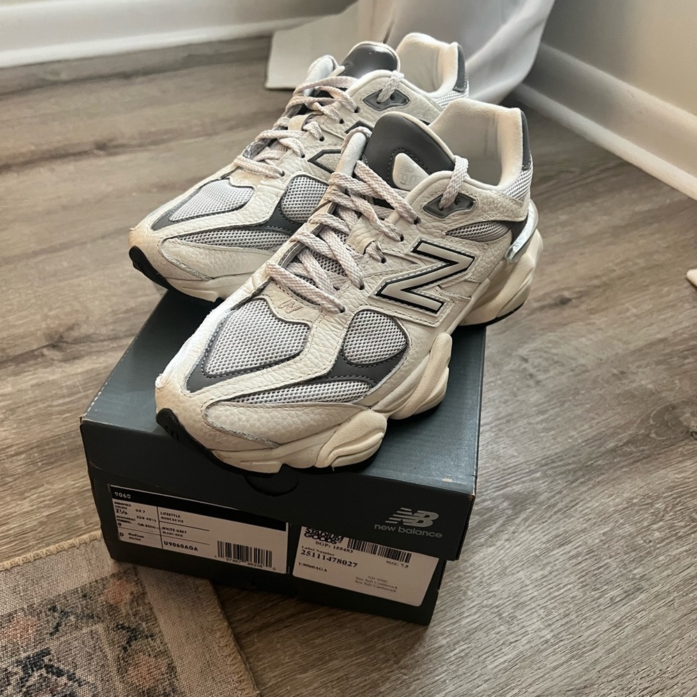 New Balance 9060